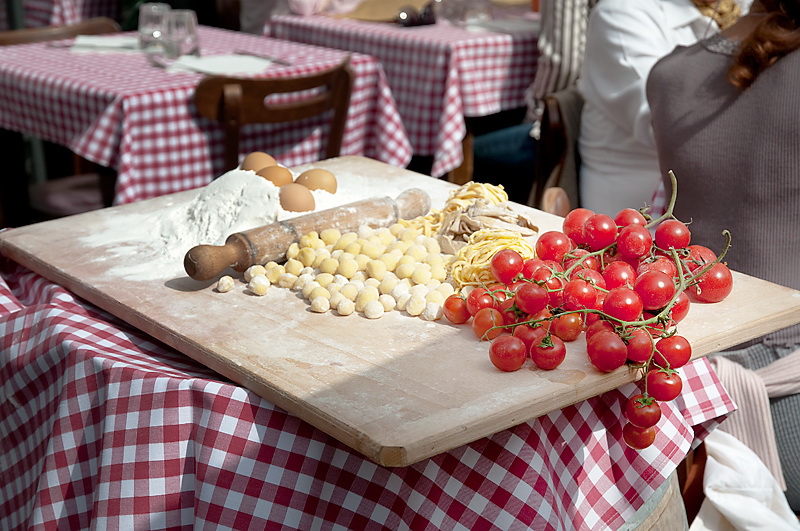 AAA D33_3604--Rom-2010D33_2976--Rom-2023_Bildgröße ändern .jpg